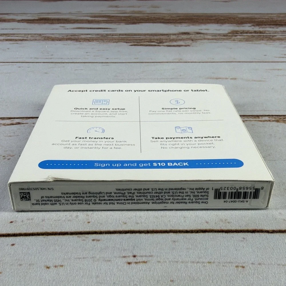 Square Reader Credit Debit Card Swipe iPhone Android 3.5mm New Sealed